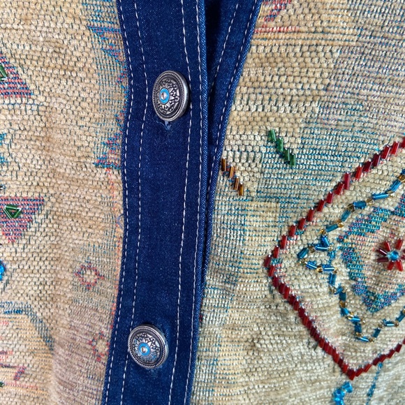 VINTAGE G.W PETITE GRAFF SOUTHWEST BEADED VEST - Picture 4 of 7